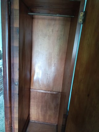 Armadio vintage legno massello con specchio