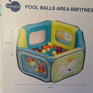 Parque infantil con 100 bolas