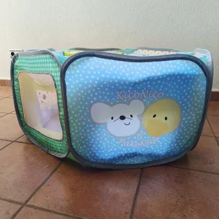 Parque infantil con 100 bolas