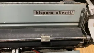 Máquina de escribir Olivetti Lexicon 80