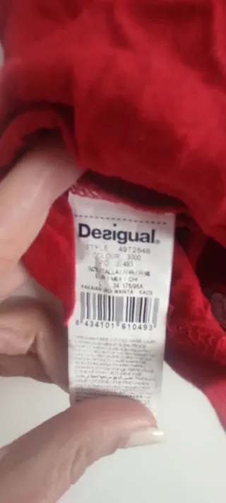 Camiseta Desigual Corazón Flores Mariposas Roja