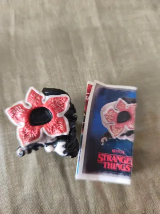 Lote Funkos Kinder Joy Stranger Things