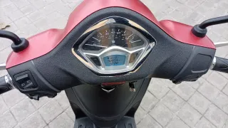 Piaggio Liberty 50cc Scooter Roja