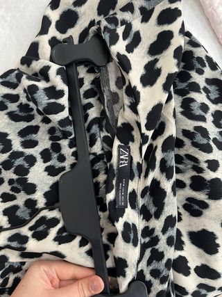 Falda Zara Leopardo Beige/Negro