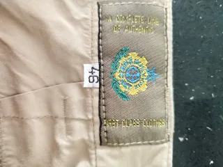 Falda de verano beige nueva