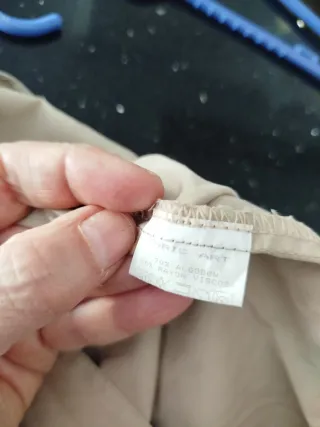 Falda de verano beige nueva