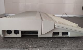 Atari 1040STe + Monitor Genérico B/N