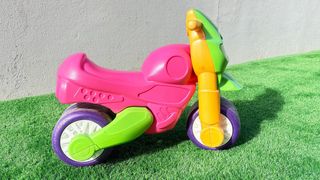 Moto infantil de plástico