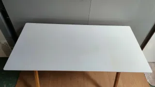 Mesa escritorio nórdica madera blanca