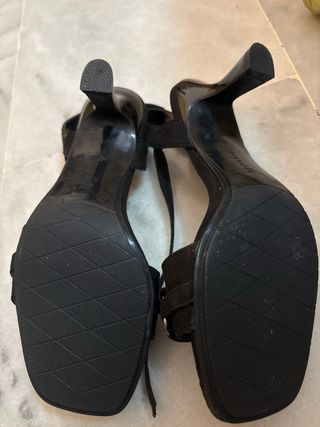 Zapatos de tacón negros talla 39 sin usar