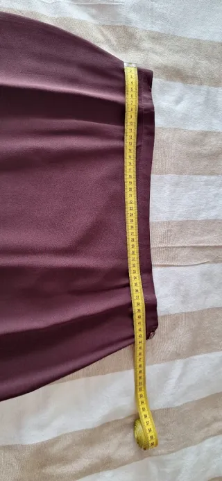 Traje de chaqueta top y falda morado