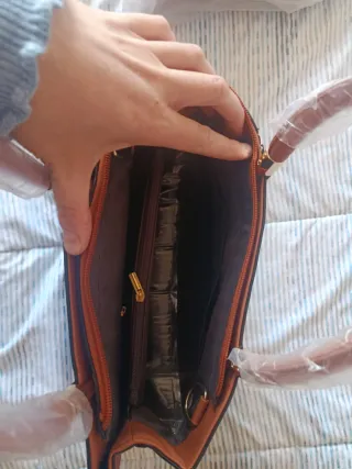 Bolso marrón anaranjado. Nuevo sin estrenar