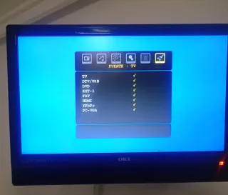 TV OKI 18 con DVD, USB y HDMI.  18 Pulgadas, 45 cm