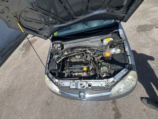 Opel Corsa 2004 (1.2)