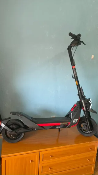 Patin Eléctrico Segway ZT3 Pro poco uso km!