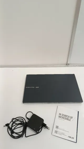 ASUS VivoBook 14 F1404ZA-NK301W E4Y2823