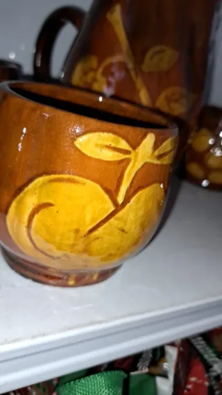 Juego de cerámica con diseño de frutas