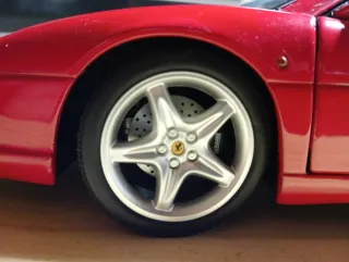 Ferrari 355 Spider Hotwheels 1/18 Rojo