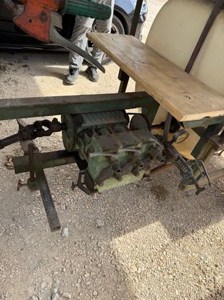 Tractor Pascuali con cuba y retovato