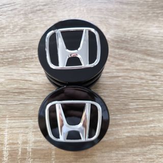 TAPABUJES HONDA 69mm NEGRO BRILLO Y EMBLEMA CROMO