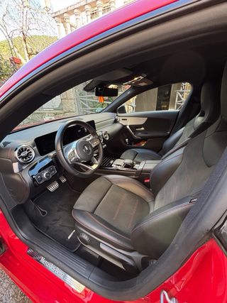 Mercedes-Benz CLA 180 AMG line