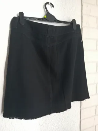 Falda vaquera negra