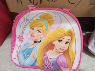 Lote 2 bolsos infantiles Disney y Hello Kitty