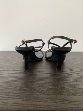 Sandalias Buonarotti Tiras Negras