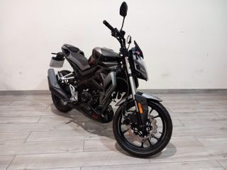 UM XTREET RS125