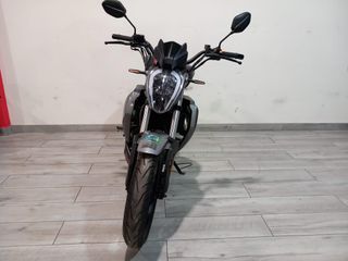 UM XTREET RS125