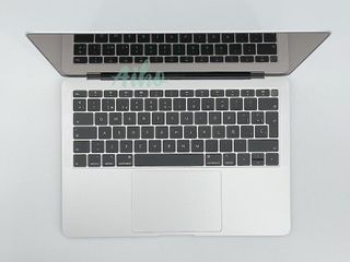 MacBook Air 13" (2020) - Chip Apple M1 8 CPU/7 GPU núcleos - Disco 512Gb SSD - RAM 16Gb