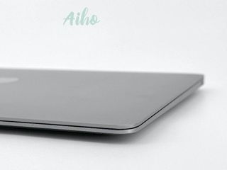 MacBook Air 13" Retina (2020) - Intel Core i5 1.1GHz 4 núcleos - SSD 256GB - RAM 16GB - Gris Espacial