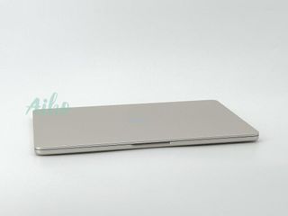 MacBook Air 13" M2 (2022) 8 CPU/10 GPU núcleos - SSD 512Gb - RAM 8Gb - Dorado