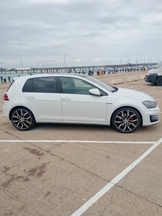 Volkswagen Golf 2016
