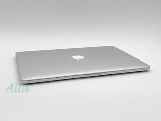 MacBook Pro 15" Intel Core i7 2.5GHz 4 núcleos - SSD 512Gb - 16GB RAM