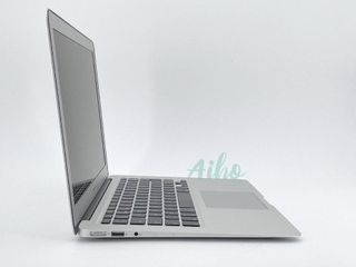MacBook Air 13" - Intel Core i5 1.8GHz 2 núcleos - SSD 512GB - RAM 8GB