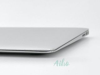 MacBook Air 13" - Intel Core i5 1.8GHz 2 núcleos - SSD 512GB - RAM 8GB