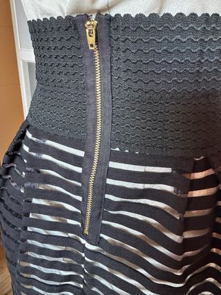 Falda de fiesta Poète Negra goma y tul