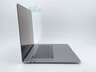 MacBook Pro 16" (2019) Intel Core i7 2.6GHz 6 núcleos - SSD 512GB - RAM 16GB - Gris Espacial