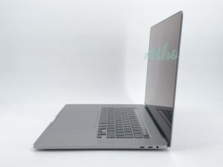 MacBook Pro 16" (2019) Intel Core i7 2.6GHz 6 núcleos - SSD 512GB - RAM 16GB - Gris Espacial