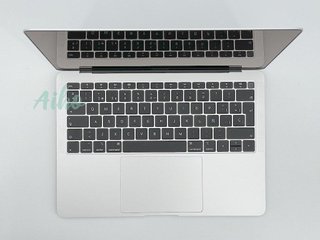 MacBook Air 13" (2018) Intel Core i5 1.6GHz 2 núcleos - SSD 128GB - RAM 8GB - Plata