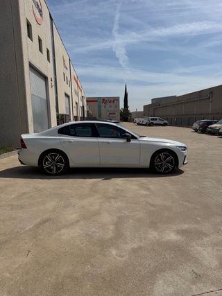 Volvo S60 2022