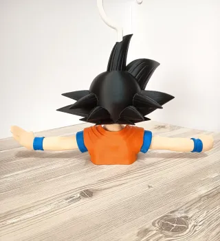 Percha ropa Goku Dragon Ball