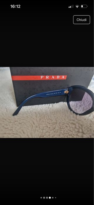 Occhiali da sole Prada neri e viola