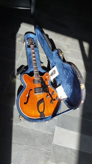 Guild Starfire IV USA 1977 - Gibson ES335 killer!