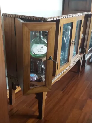 Mueble Botellero Madera y Cristal