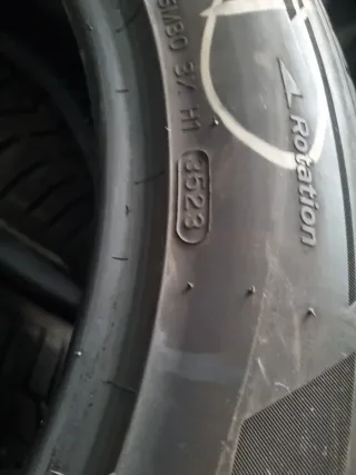 Neumáticos de invierno 235 5r20 105v hankok