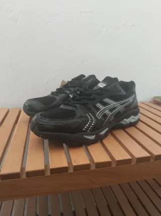 Asics Gel-Kayano 25 Negras Talla 44