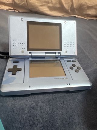 Pack Electrónico Nintendo DS y Accesorios