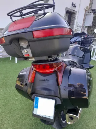 Honda Deauville NT700 ABS
